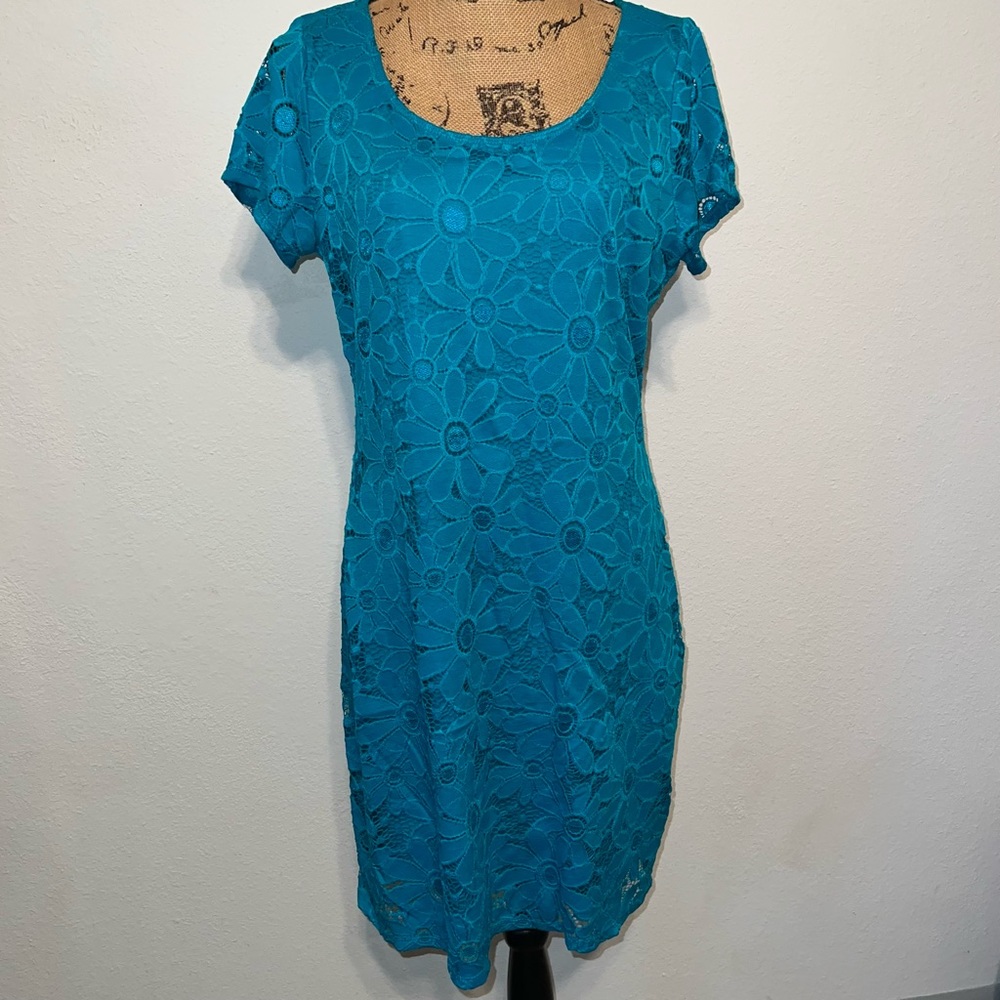 Tiana B. Turquoise Short Sleeve Midi Dress Large